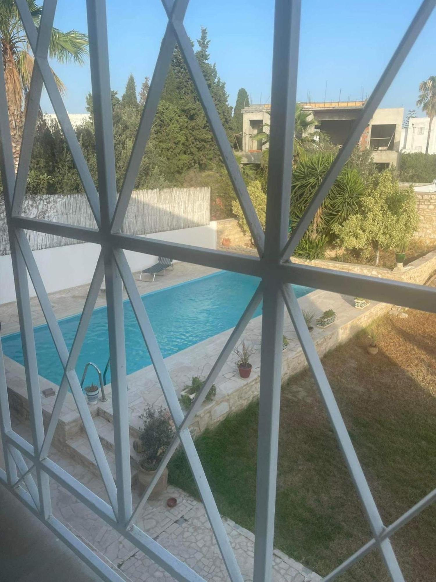 La Maison Les Pins Chambre D'Hote Chez L'Habitant La Marsa Exterior foto