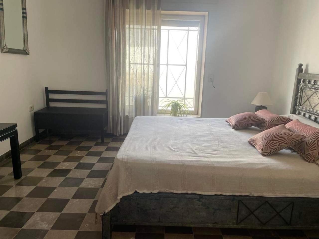 La Maison Les Pins Chambre D'Hote Chez L'Habitant La Marsa Exterior foto