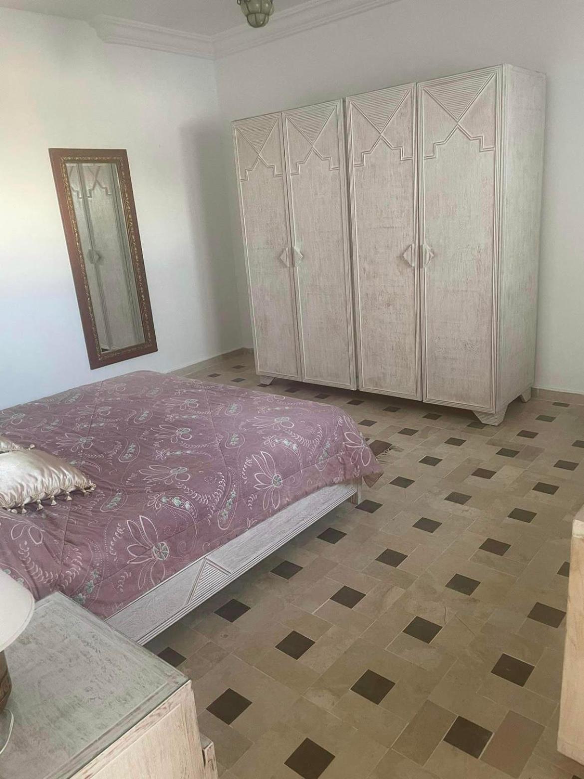 La Maison Les Pins Chambre D'Hote Chez L'Habitant La Marsa Exterior foto